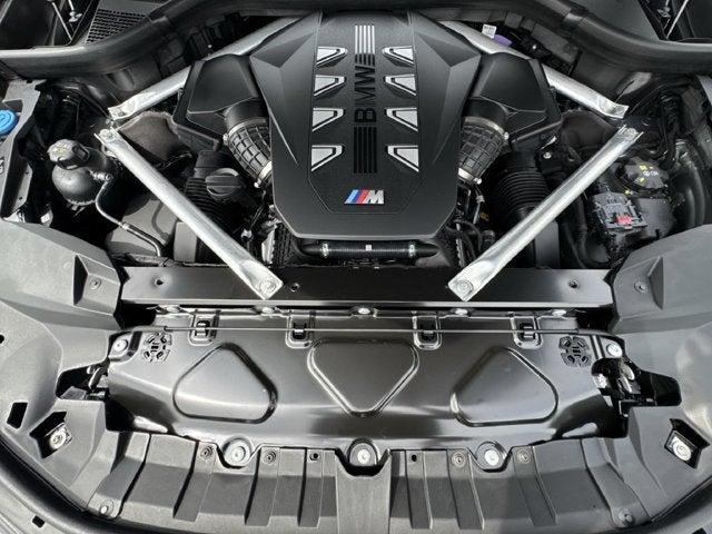 2027 BMW X7 M60i