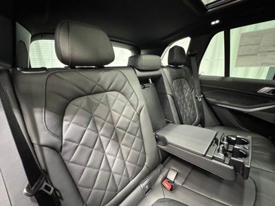 2026 BMW X5 M60i