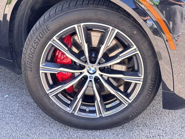2025 BMW X5 M60i