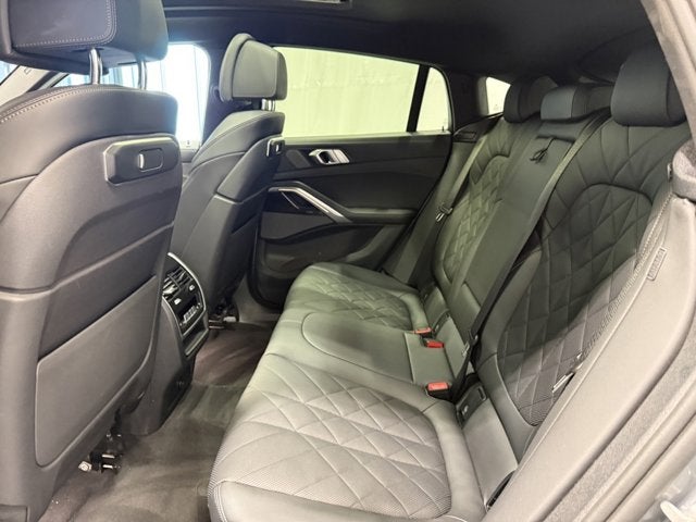 2024 BMW X6 xDrive40i