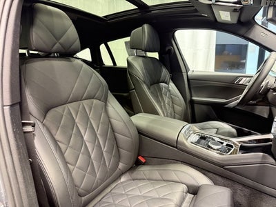 2024 BMW X6 xDrive40i