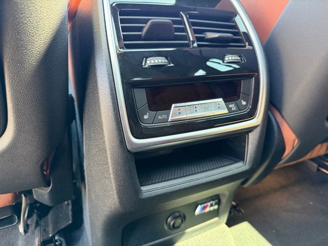 2024 BMW X6 xDrive40i