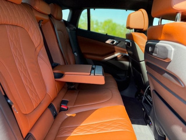 2024 BMW X6 xDrive40i