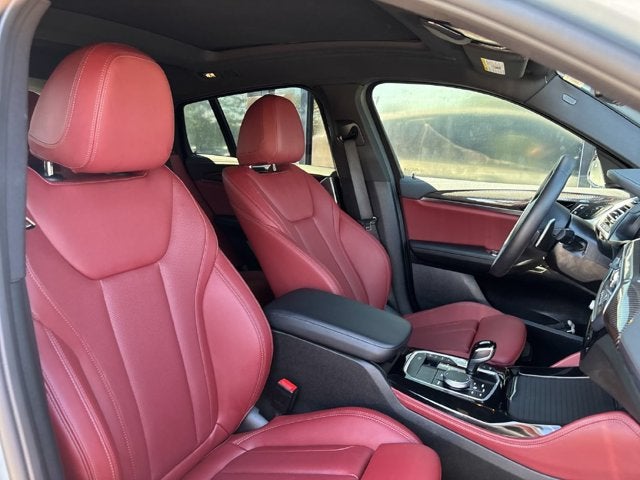 2025 BMW X4 M40i