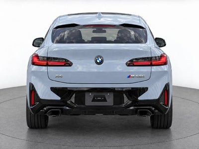2025 BMW X4 M40i