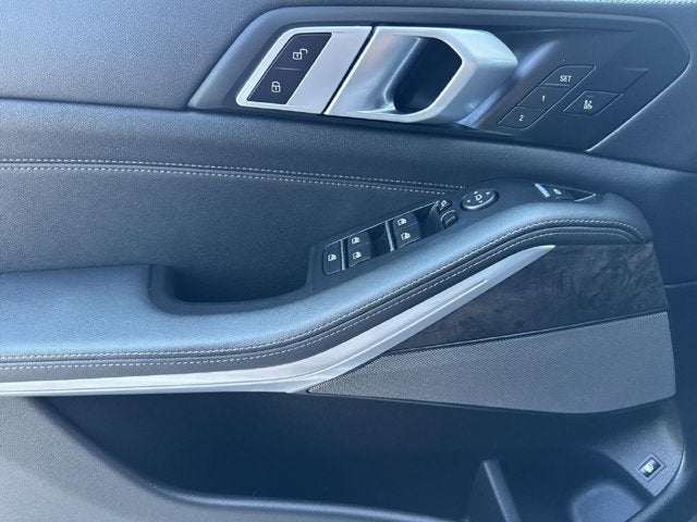 2025 BMW X5 xDrive50e