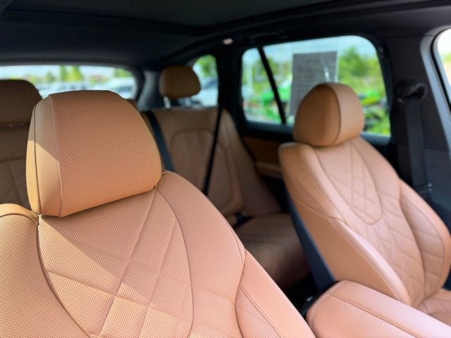 2024 BMW X5 xDrive50e