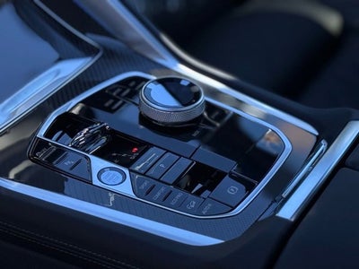 2026 BMW X6 M60i