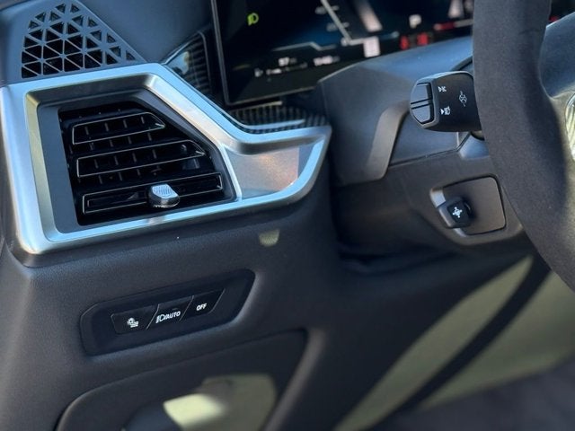 2026 BMW X6 M60i