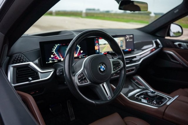 2025 BMW X6 M60i