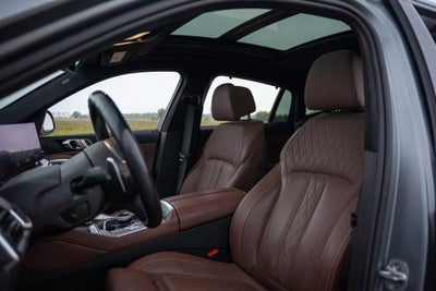 2025 BMW X6 M60i
