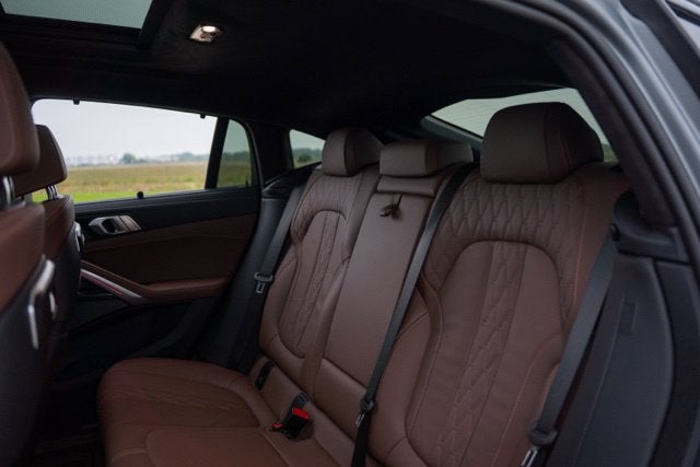 2025 BMW X6 M60i