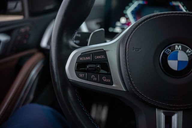 2025 BMW X6 M60i