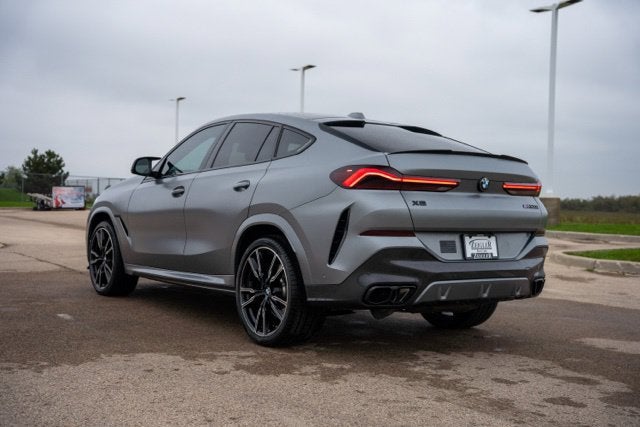 2025 BMW X6 M60i