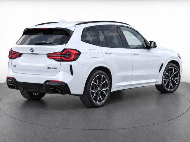 2024 BMW X3 M40i