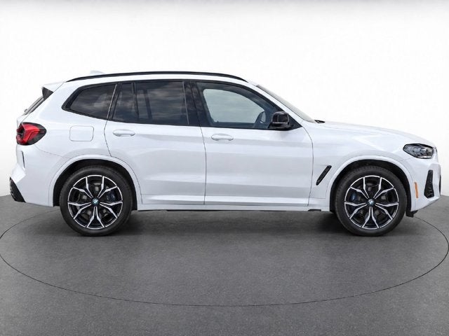 2024 BMW X3 M40i