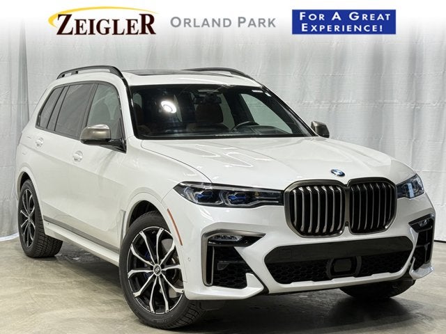 2022 BMW X7 M50i