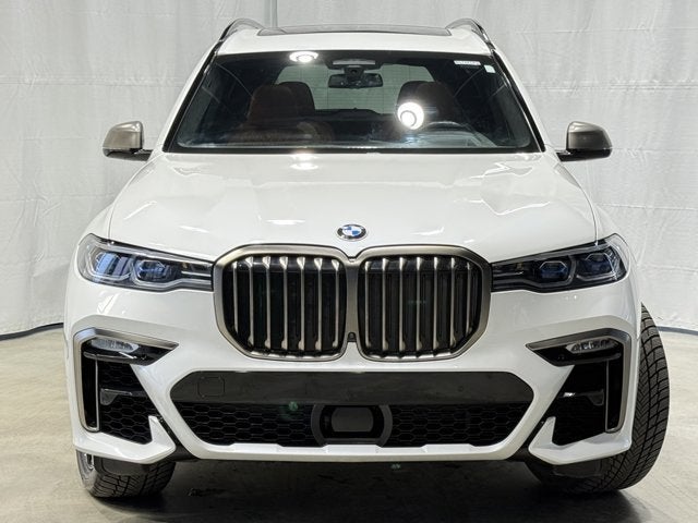 2022 BMW X7 M50i