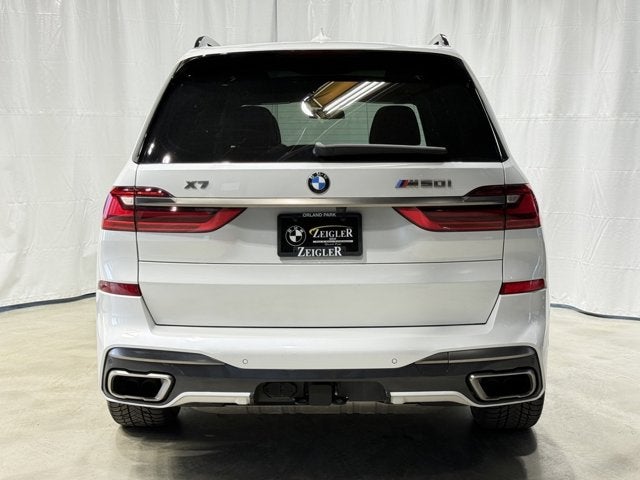 2022 BMW X7 M50i