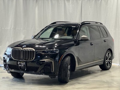 2022 BMW X7 M50i