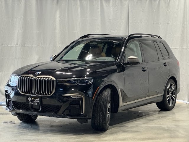 2022 BMW X7 M50i