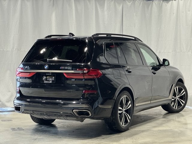 2022 BMW X7 M50i