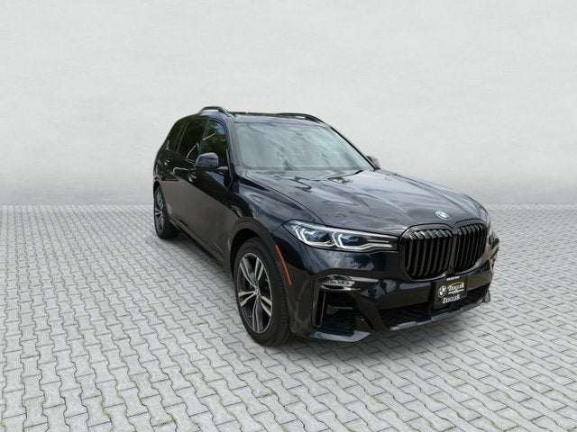 2021 BMW X7 M50i