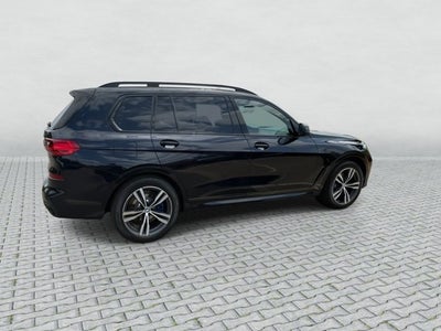 2021 BMW X7 M50i