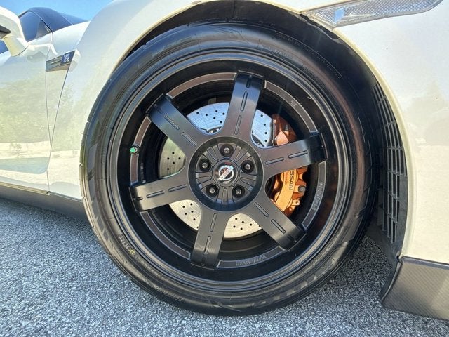 2014 Nissan GT-R Black Edition