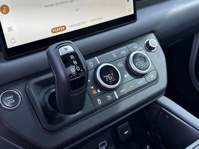 2024 Land Rover Defender X-Dynamic SE