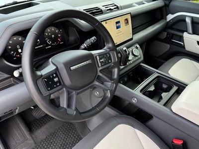 2024 Land Rover Defender X-Dynamic SE