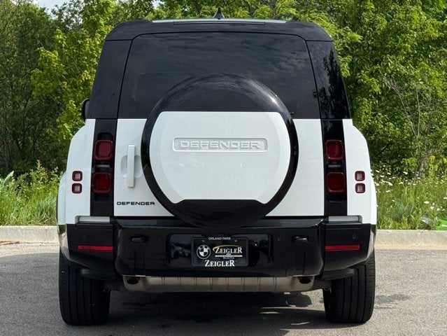 2024 Land Rover Defender X-Dynamic SE