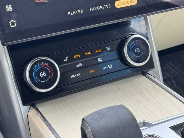 2023 Land Rover Range Rover SE