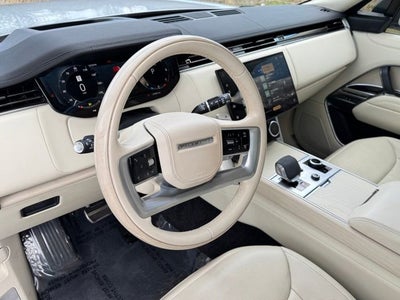 2023 Land Rover Range Rover SE