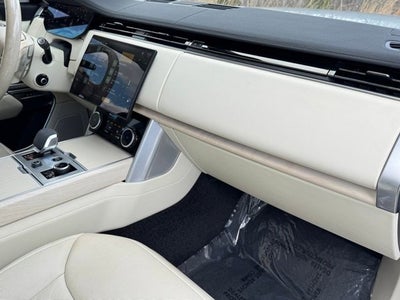 2023 Land Rover Range Rover SE