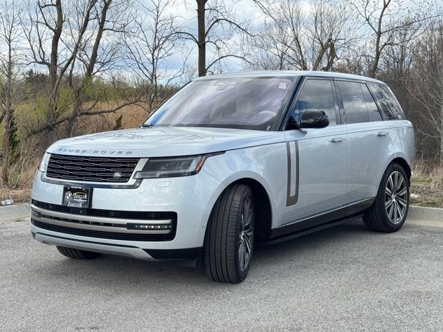2023 Land Rover Range Rover SE
