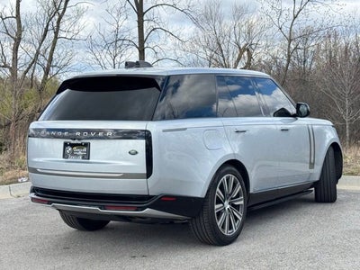 2023 Land Rover Range Rover SE