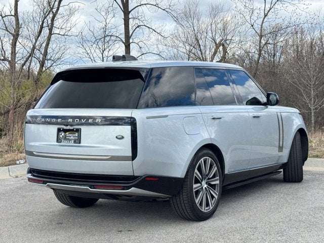2023 Land Rover Range Rover SE