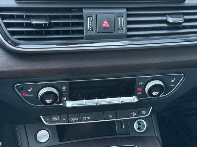 2024 Audi Q5 S line Premium Plus