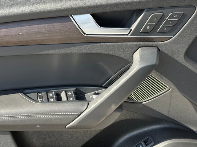 2024 Audi Q5 S line Premium Plus