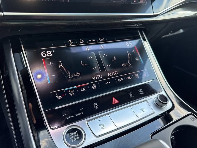 2025 Audi Q8 Premium Plus