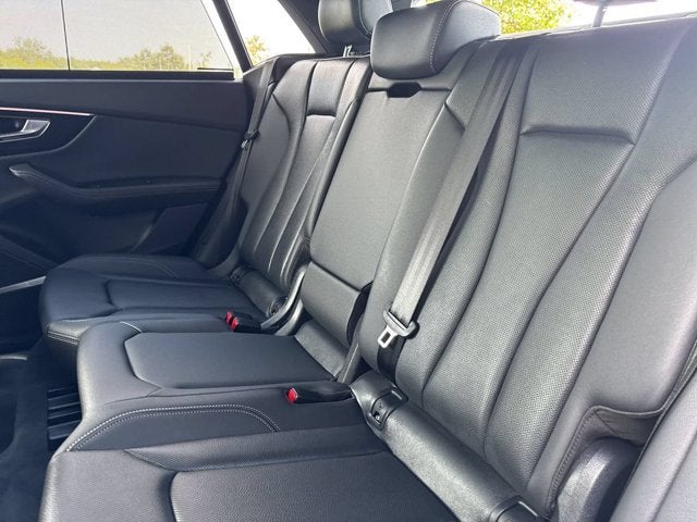 2025 Audi Q8 Premium Plus