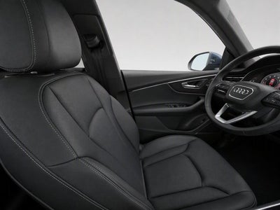 2025 Audi Q8 Premium Plus