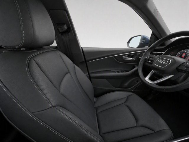 2025 Audi Q8 Premium Plus