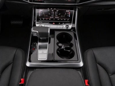 2025 Audi Q8 Premium Plus