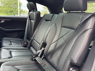 2025 Audi Q7 Premium Plus
