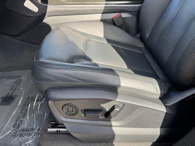 2024 Audi Q7 Premium Plus
