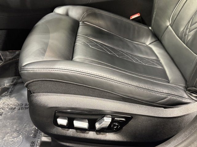 2023 BMW 5 Series M550i xDrive