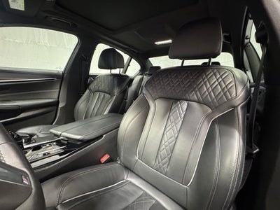 2023 BMW 5 Series M550i xDrive