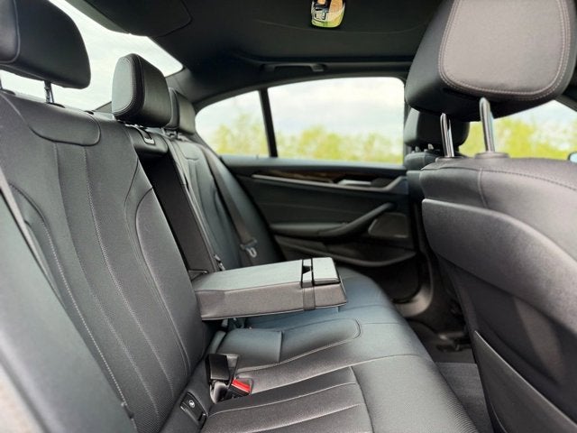 2023 BMW 5 Series 530e xDrive